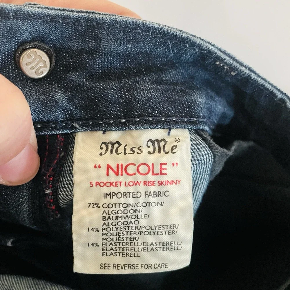 EUC Miss Me Nicole 5 Pocket‎ Low Rise Skinny Jeans Dark Wash Whiskered 25x30 - Picture 7 of 9